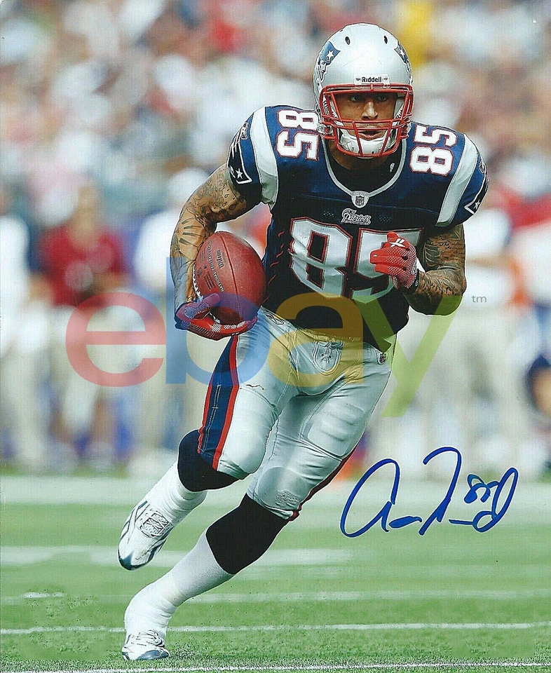 Foto autografada 8x10 assinada por AARON HERNANDEZ New England Patriots representante MUITO RARO - Imagem 1 de 1