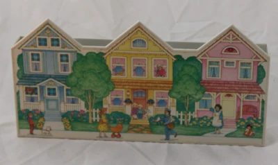 Vtg Avon Mail Letter Holder Organizer Pencils Pens Mailman & Houses Neighborhood - Image 1 of 4