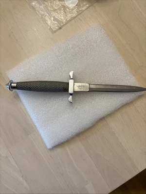 Gil Hibben Custom Stiletto Dagger GH751 - Image 1 of 4