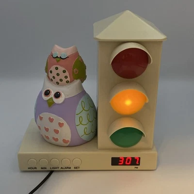 Traffic Light “It’s About Time” Owl Stoplight Sleep Wake Kids Alarm Tested - Image 1 of 4