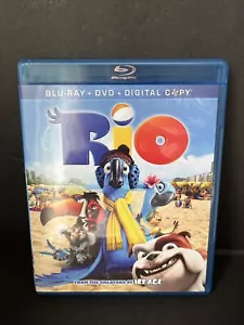 Rio (Blu-ray/DVD, 2011, 3-Disc Set, Includes Digital Copy) - Foto 1 di 4