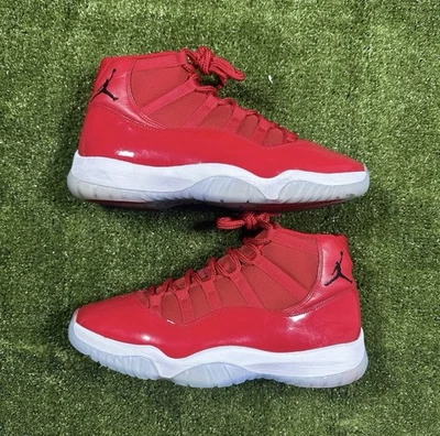 Talla 10.5 - Jordan 11 Retro Alto Ganar Como '96 Foto 1 de 4