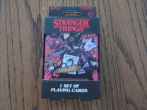 Stranger Things Spielkarten Tin Sammelkoffer Netflix - Bild 1 von 3
