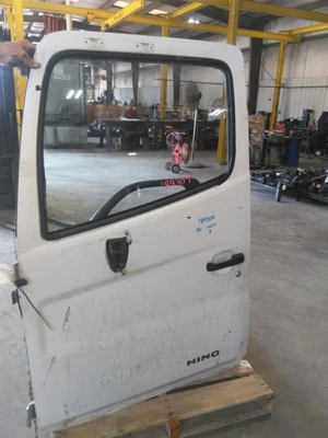 HINO 268 2005-2021 DOOR ASSEMBLY FRONT 3840178 Foto 1 de 4