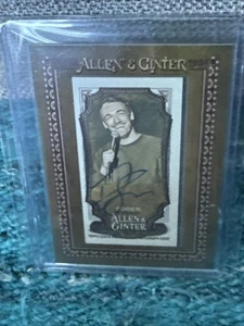 Mini autógrafo actor comediante Topps Allen & Ginter Dan Soder 2024 enmarcado automático - Imagen 1 de 3