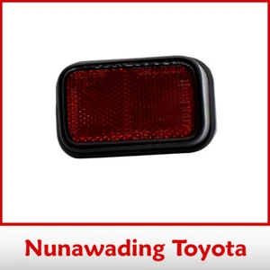 Genuine Toyota Reflex Reflector Assembly Left Hand for Hilux - Picture 1 of 5