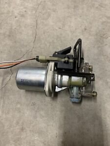 1990-97 OEM Lincoln Town Car TRUNK PULL DOWN MOTOR LATCH ACTUATOR RELAY