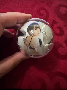 #1 JAPENESE SEXY CUTE GIRL PIC & COSTUME LINGERIE PANTY GACHA MACHINE AKIHABARA - Picture 1 of 3