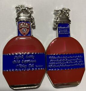 SUFFOLK COUNTY POLICE DEPT CHALLENGE COIN BLANTONS WHISKEY CLUB BOTTLE NEW YORK