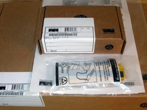NEU Cisco MEM2691-128D 128RAM für Cisco 2691 NEW IN OPEN BOX - Bild 1 von 1