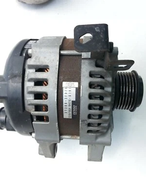 KIA K900 HYUNDAI GENESIS EQUUS OEM  5.0 ALTERNATOR 09-17 - Image 1 of 3