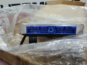 Nissan Pathfinder VG30E.AT.F4 Computer E11 - Picture 1 of 3