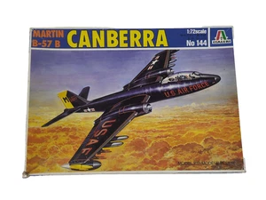 Italeri 1:72 USAF Martin B-57 B Canberra Airplane Model Kit 144 - Picture 1 of 10