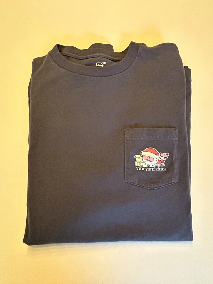 CAMISETA VINEYARD VINES NIÑO MANGA LARGA SANTA NAVIDAD BALLENA BOLSILLO MEDIANA 12 Foto 1 de 4
