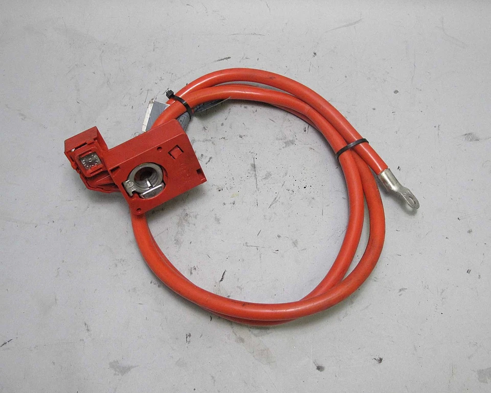 Cable terminal de batería trasero B+ BMW E60 2007-2010 serie 5 con conector OEM Foto 1 de 3