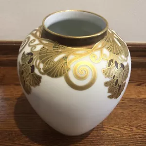 Vintage 12” Tall Rosenthal Classic Rose Vase Porcelain Germany Amazing Beautiful - Picture 1 of 5