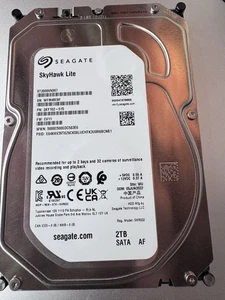 Seagate ST2000VX007 2AY102-515 CV11 WU China (WFM1) 3.5" 2TB Sata 05JUN2022 - Picture 1 of 3