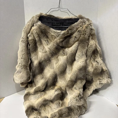 Poncho de alta costura Donna Salyers Fabulous pieles sintéticas (O/S) Foto 1 de 4