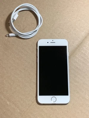 Apple iPhone 6 - 16 GB Plateado (Desbloqueado) A1549 Foto 1 de 4