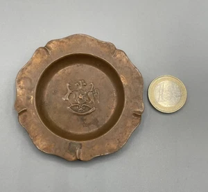 Miniatur Kupfer Teller Wappen Ritter Deko Spielzeug Puppenstube Zubehör Alt - Bild 1 von 4