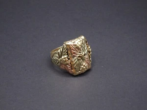 Anello oro colline nere TRI COLORE 10 carati vintage tg 9 - Foto 1 di 6