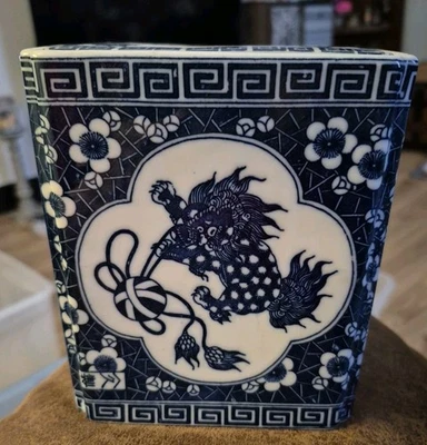 Almohadas de opio de porcelana china azul y blanco vintage Foo Dog Guardian Lions Foto 1 de 4