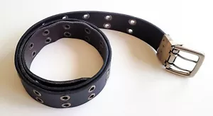 CINTURA DOPPIA PUNTA, BORCHIE E DESIGN GOMMATO SGANCIO RAPIDO VERA PELLE 42"-44 - Foto 1 di 7