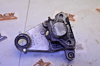 Pinza de freno de rueda trasera B1-12 con montaje 1999 Kawasaki Ninja ZX11 Zx-11 Zx 11 1100 Foto 1 de 4