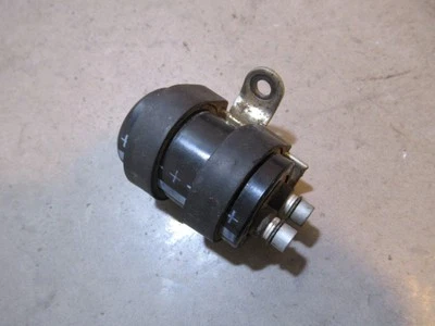 Capacitor de aventura KTM LC4 640 2002 - Imagem 1 de 3