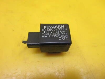 OEM 2006-2015 GENUINO YAMAHA FZ1 INTERRUPTOR DE RELÉ DE SEÑAL INTERMITENTE DE GIRO DELANTERO FZ6R Foto 1 de 4