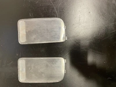 2004 ACURA TL FRONT OVERHEAD CONSOLE DOME MAP LIGHT COVERS x 2 - Imagem 1 de 4