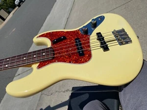 1988 Fender American Vintage '62 Jazz Bass Olympic White Stack Knob w/ VIDEO - Picture 1 of 24