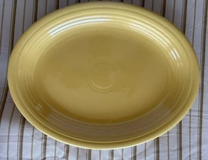 Vintage Fiestaware platter / dinner plate in Origional Color - Yellow - 1938 - Picture 1 of 5