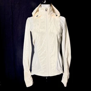 Lululemon Women’s Kanto Catch Me Run Jacket Ghost Polka Dots Cream Size 6 - Picture 1 of 18