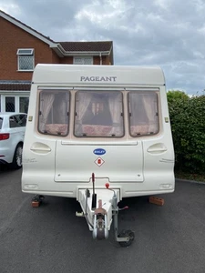 used touring caravans for sale 4 berth - Picture 1 of 12
