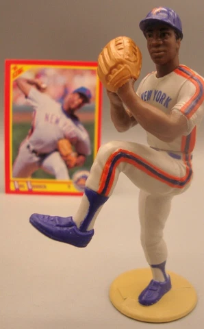 LOOSE 1990 STARTING LINEUP SLU FIGURE DWIGHT GOODEN NEW YORK METS Cover