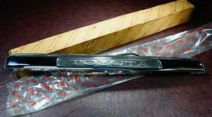 Conjunto de lámpara de matrícula trasera genuina compatible con Toyota Corolla KE36 NOS Japón - Imagen 1 de 13