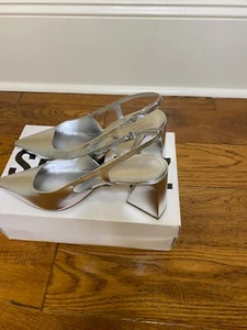 Schutz silver matallic dash slingback shoe - 8.5M - Picture 1 of 6
