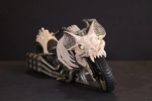 Mcfarlane Toys DC Multiverse Death Metal Batcycle Top Zustand Batman Lobo - Bild 1 von 2
