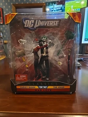 Juego de figuras DC Universe Classics Mad Love Harley Quinn Joker nuevo en caja Foto 1 de 4