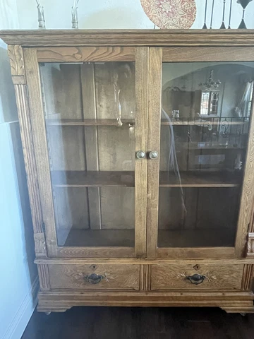 Antique Curio Cabinet, US 1900 quarter sawn oak, glass cabinet with drawers Cover