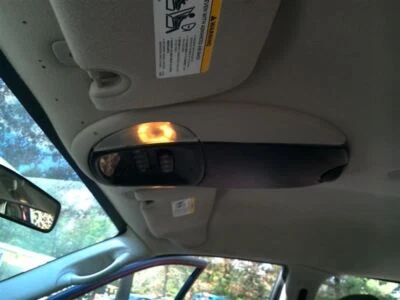 Consola techo delantero compatible con caravana 04-07 2894632 Foto 1 de 4