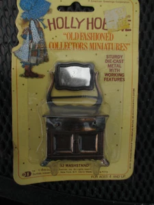Vintage Holly Hobbie Diecast Washstand And Mirror Miniatures 1970s NOS - Picture 1 of 1