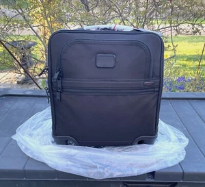 NWT TUMI BLACK GEN 4.3 SMALL COMPACT 4 WHEEL BRIEF CASE CARRY ON TRAVEL BAG - Picture 1 of 10
