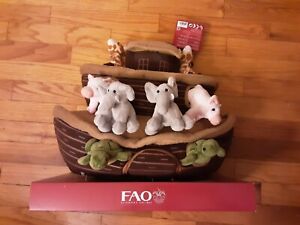 NEW FAO Schwarz Noah’s Ark Soft Plush Toy Play Set with 8 animals 