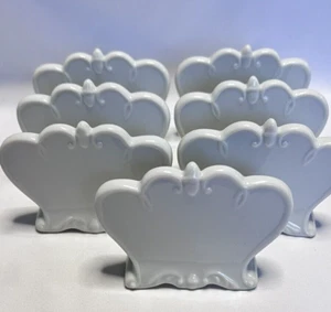 Elegant Crown Shaped White Reusable Porcelain Placards Place Card Lot of 7 - Picture 1 of 7
