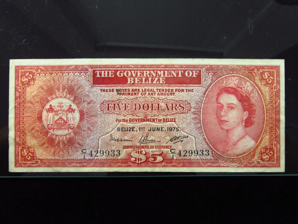 Belice 5 Dólares 1975 Jun-01 Prefijo C/1 P35a i9933 Gobierno Isabel II Foto 1 de 3
