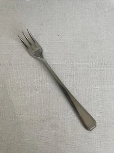 Towle Supreme Cutlery Japan Stainless Silverware CHESTNUT HILL Cocktail Fork - Picture 1 of 5