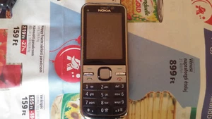 Nokia c5 phone for sale does not turn on! - Afbeelding 1 van 1