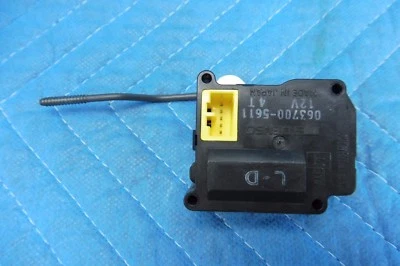 Lexus LS400 Evaporator Servo Motor Damper 063700-5611 1998-2000 OEM - Image 1 of 4